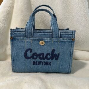 *AUTHENTIC*🫐🍒COACH DENIM CARGO TOTE 26🍒PRISTINE CONDITION🍒🫐